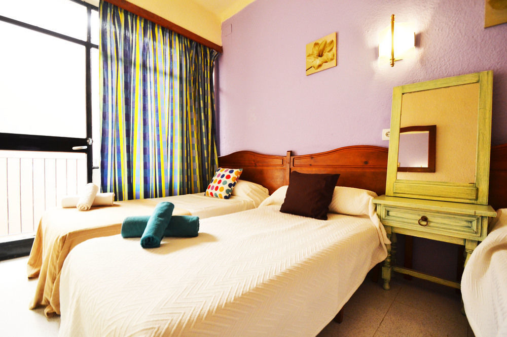 Hotel Boogaloo - Adults Only เอลอาเรนัล ภายนอก รูปภาพ